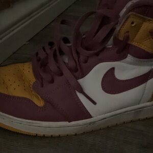 Air Jordan’s LAKERS SHOES